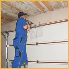 Community Garage Door Service Denver, CO 303-569-6166 - side-garage-door-repair-10-48m